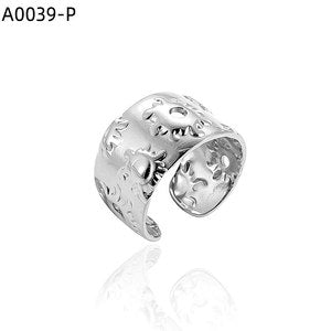 Crossover Ring