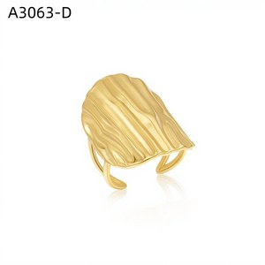 Overlap Band Ring