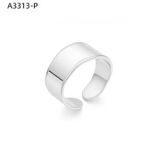 Petite Bar Ring
