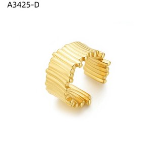 Petite Wave Ring