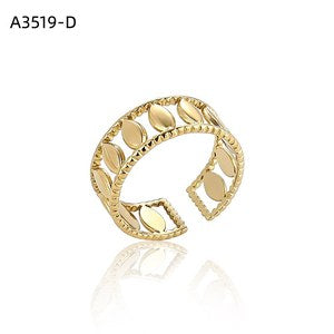 Petite Wave Ring