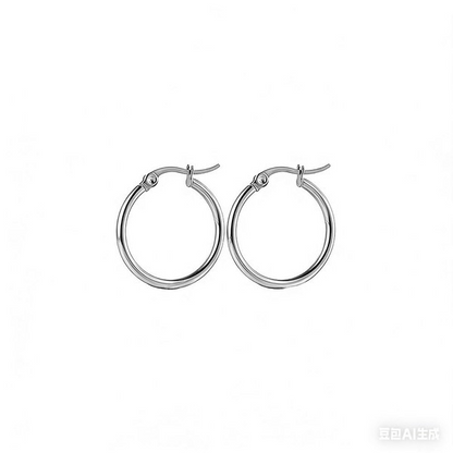 Petite Knot Earring