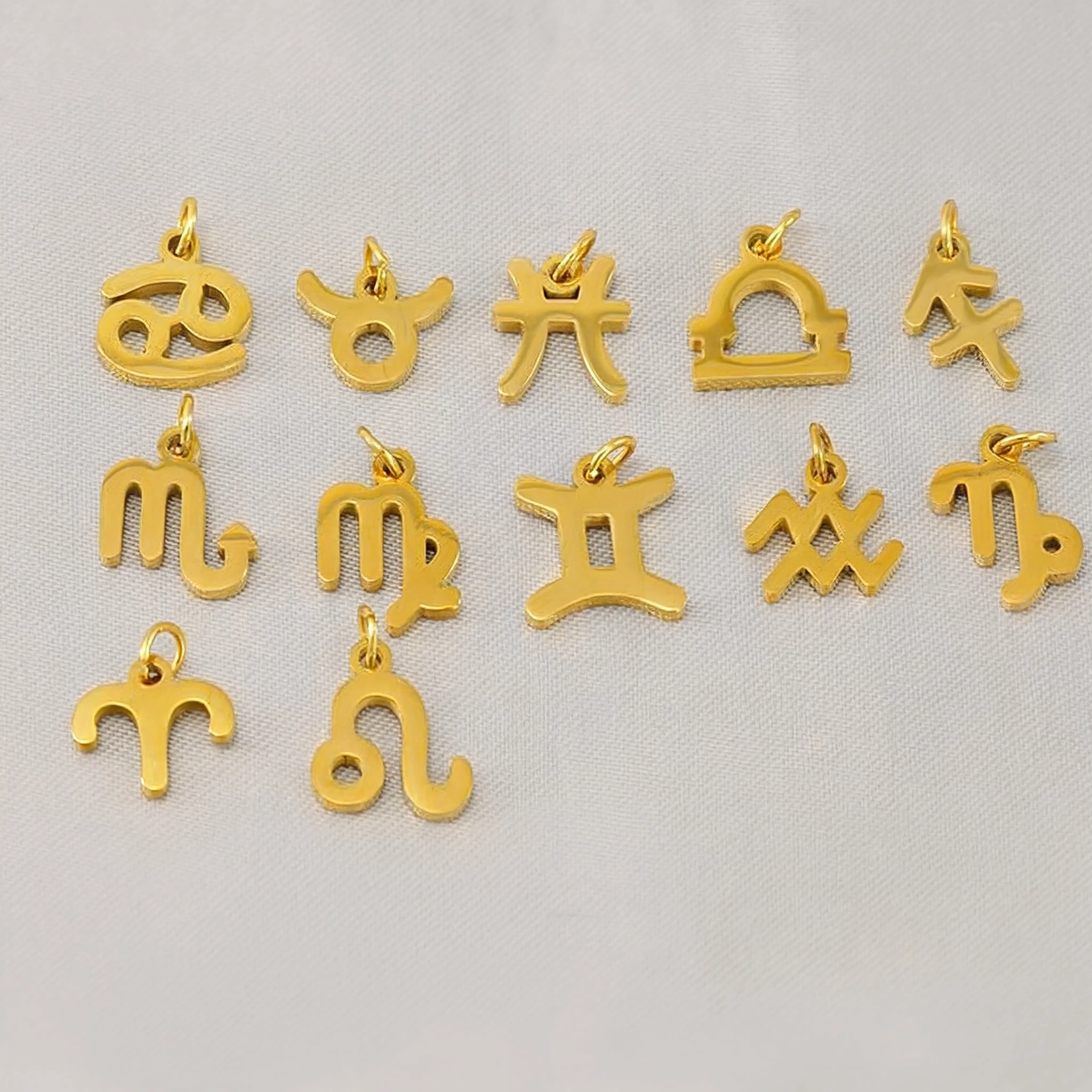 Zodiac Set Charm Gold